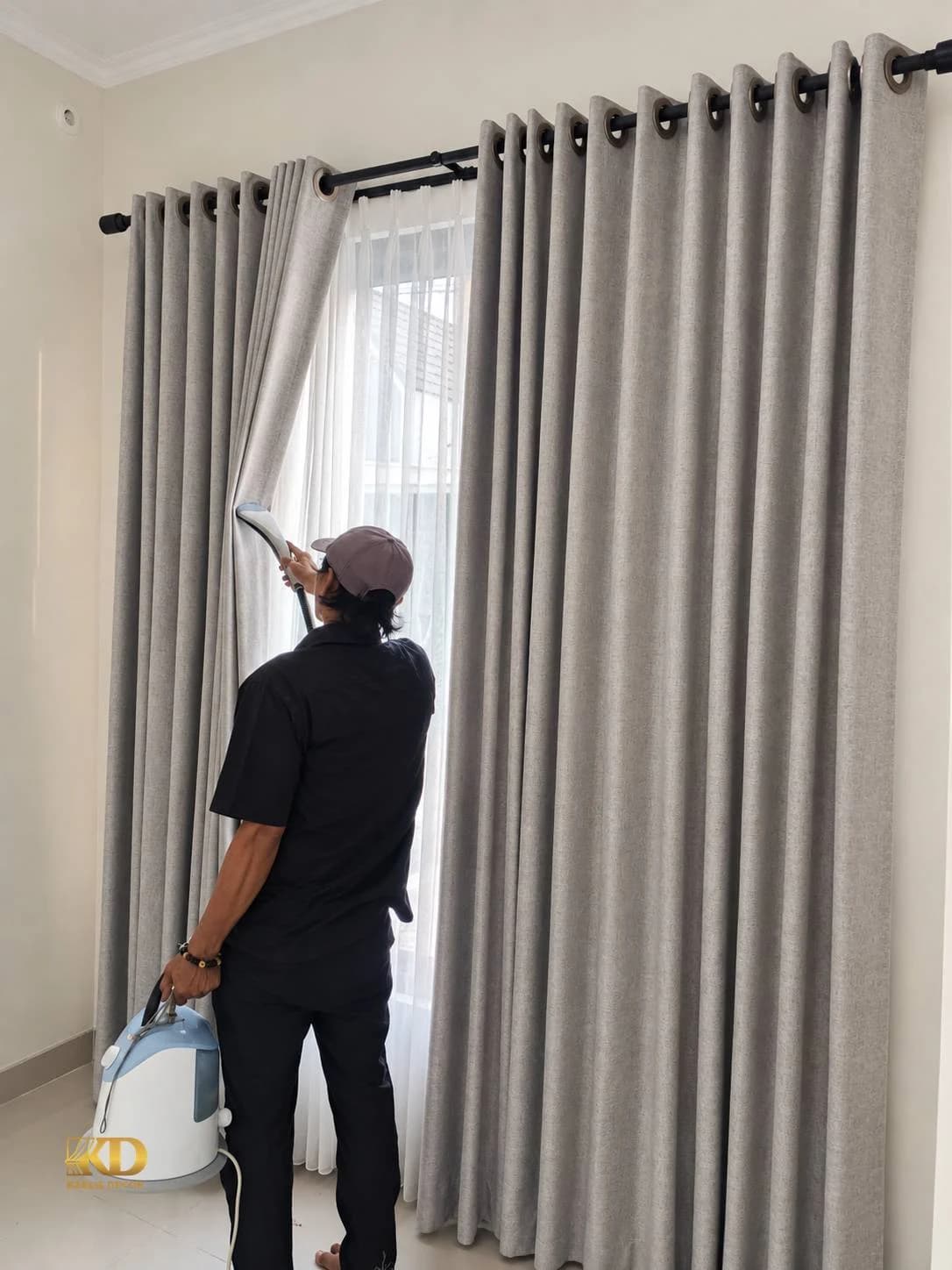Hasil pekerjaan Pemasangan Gorden dan Roller Blind