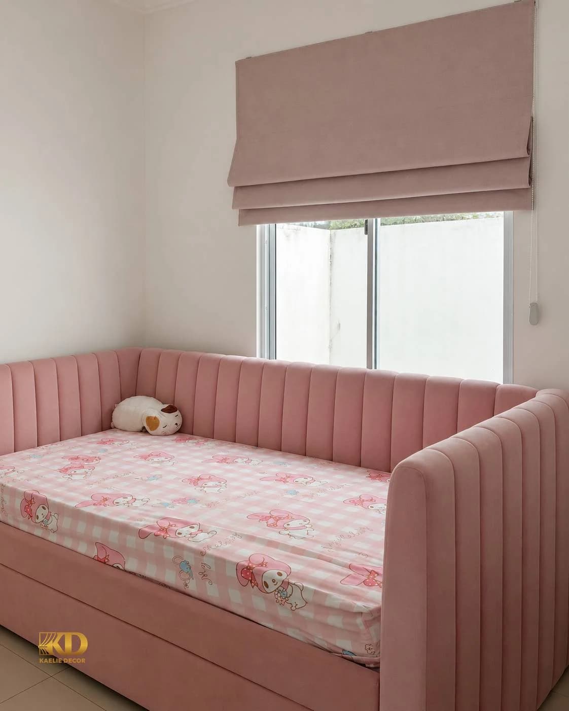Hasil pekerjaan Pasang Roller Blind Ruangan