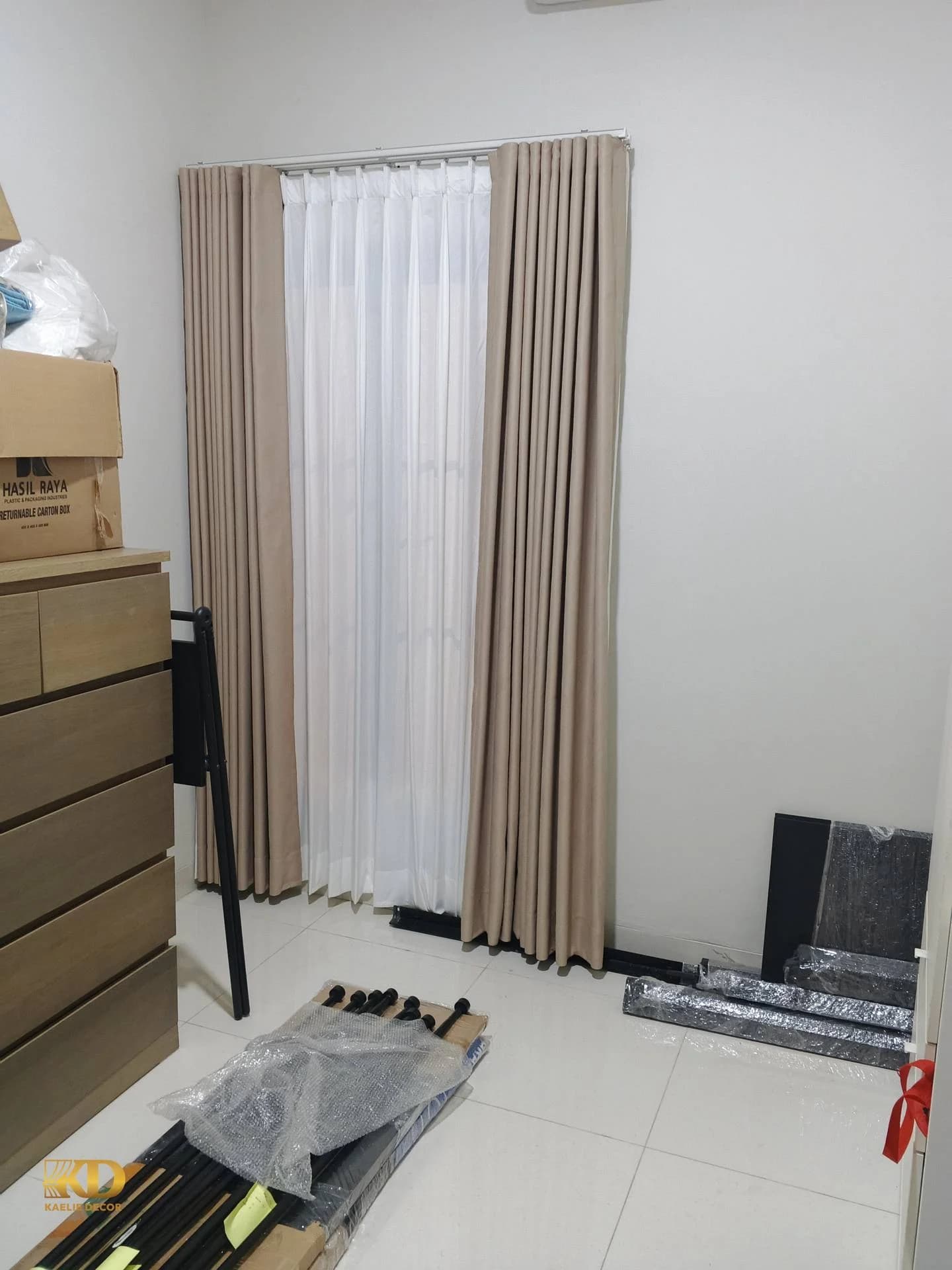 Gorden Blackout, Vitrase & Roller Blind Rumah Ibu P. - gambar 7